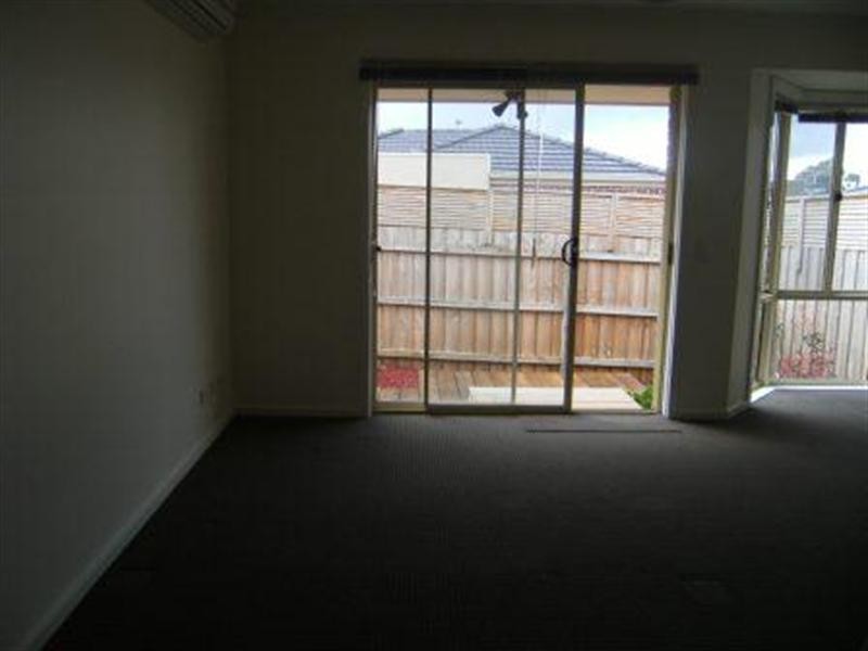 2/34 Kidgell Street, Lilydale VIC 3140