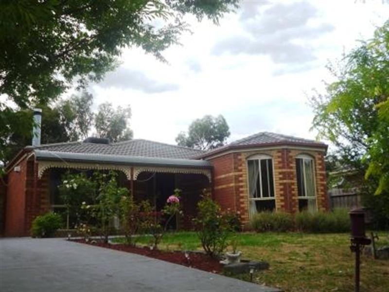 13 Yolanda Court, Kilsyth VIC 3137