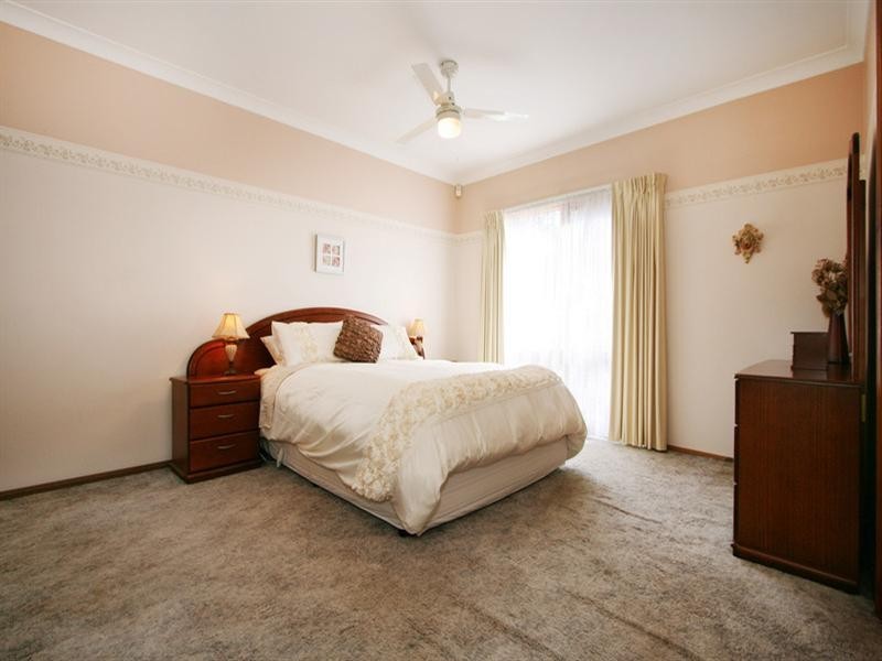 34 Cairncroft Avenue, Launching Place VIC 3139
