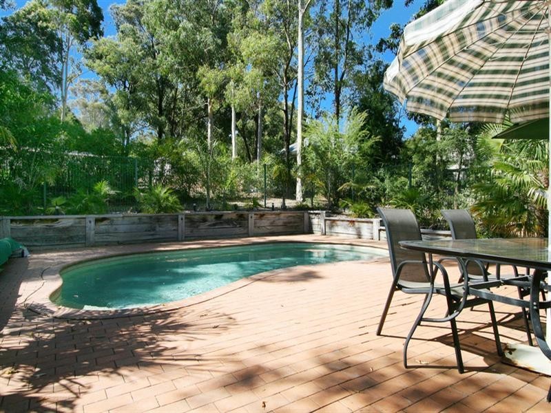 34 Cairncroft Avenue, Launching Place VIC 3139