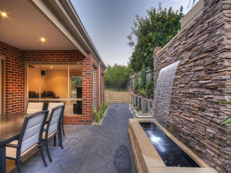 49 Pacific Drive, Mooroolbark VIC 3138