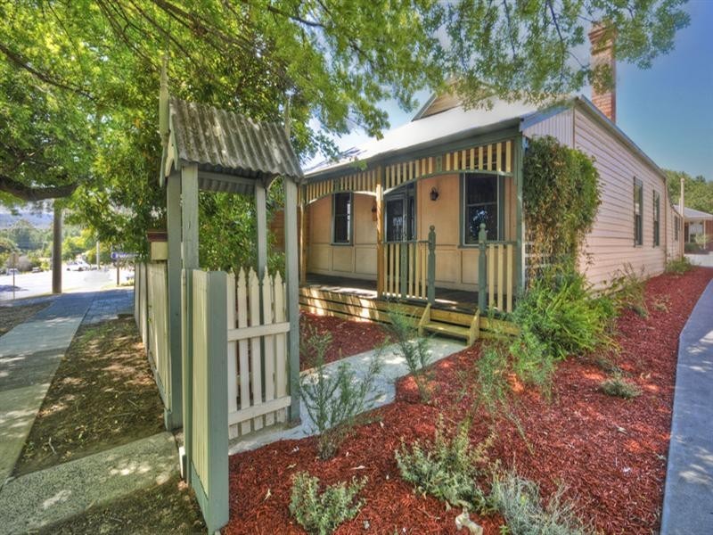 1 Gloria Close, Healesville VIC 3777