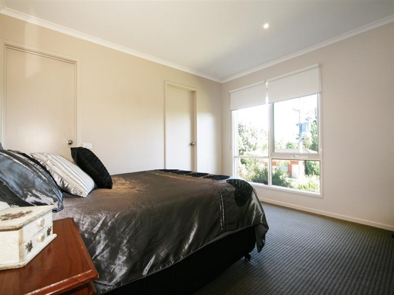 31 Meadowgate Drive, Chirnside Park VIC 3116