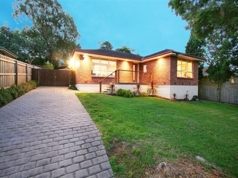 33 Winnetka Drive, Lilydale VIC 3140