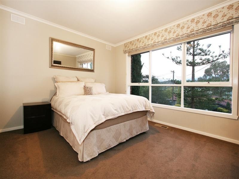 33 Winnetka Drive, Lilydale VIC 3140