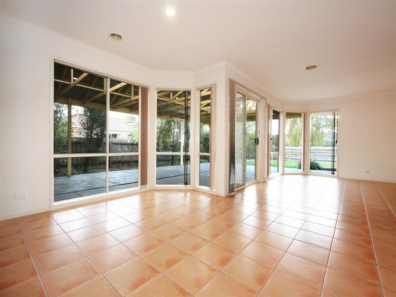 1 Delta Close, Lilydale VIC 3140