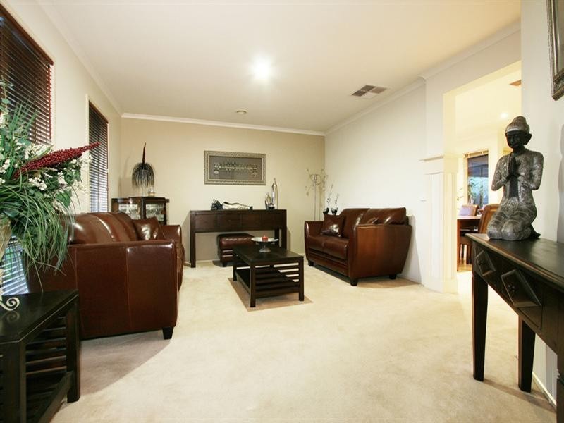 9 Baystone Place, Lilydale VIC 3140