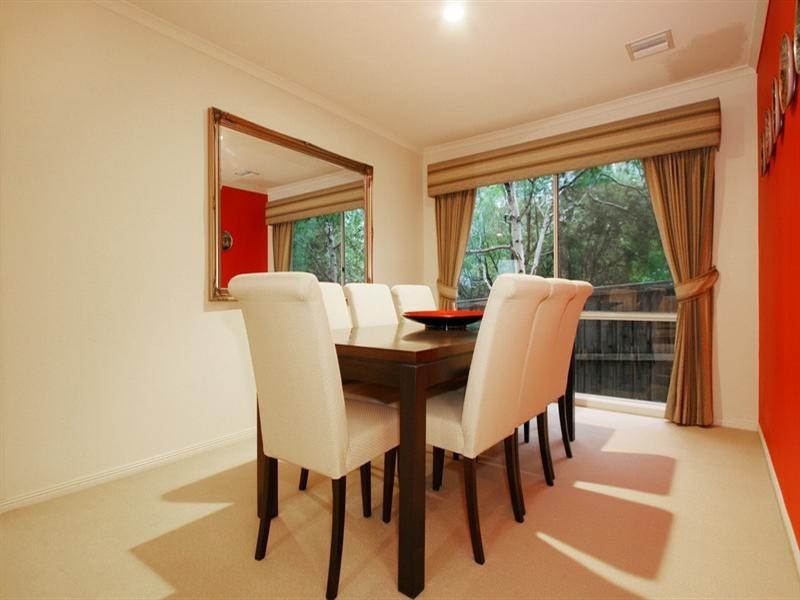 8 Parkside Close, Lilydale VIC 3140