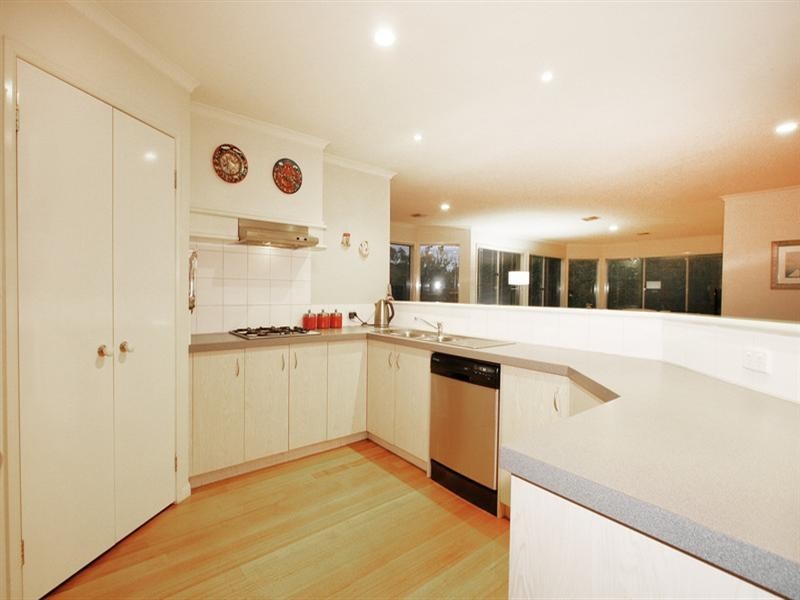 8 Parkside Close, Lilydale VIC 3140