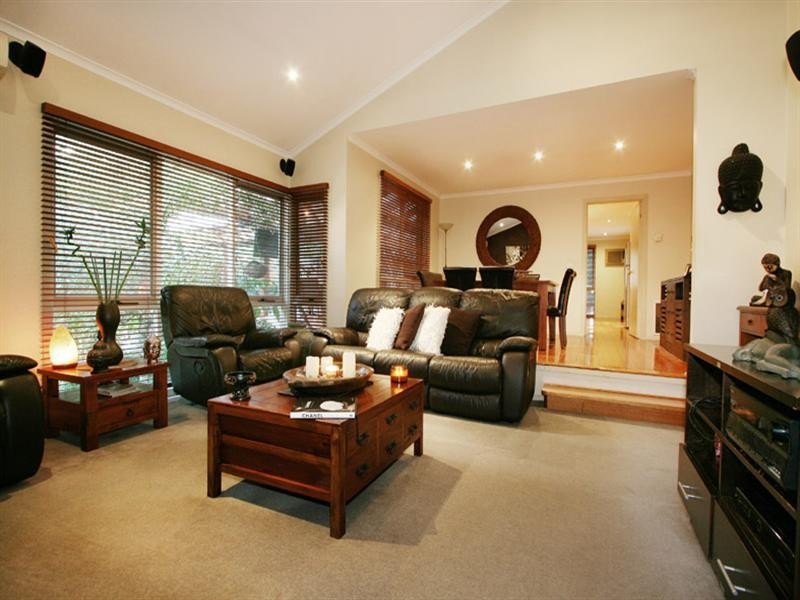 6 Ambon Rise, Croydon North VIC 3136