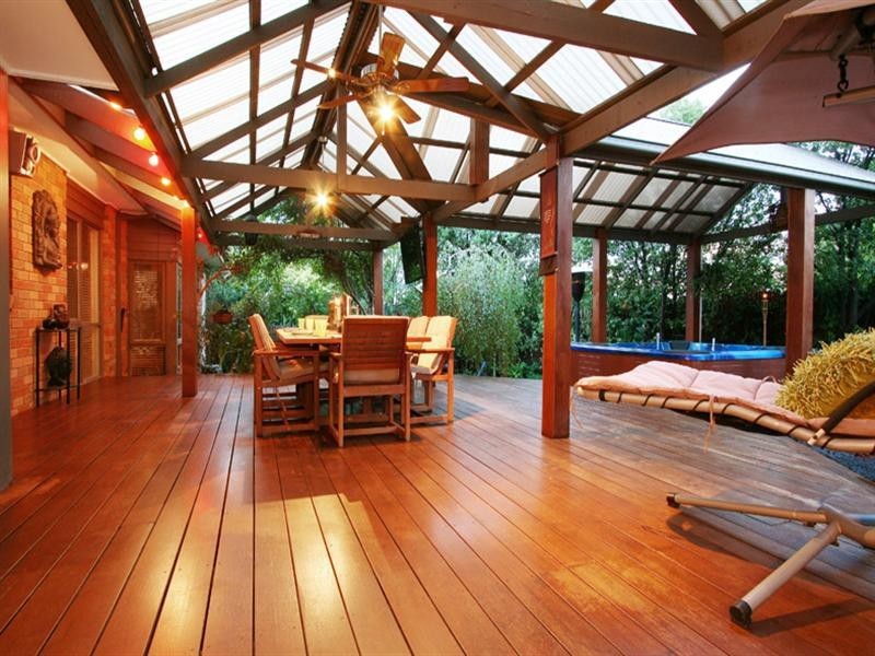 6 Ambon Rise, Croydon North VIC 3136