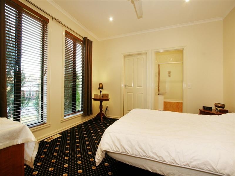 62 Chester Street, Lilydale VIC 3140