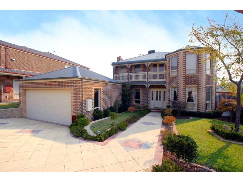 6 Rome Terrace, Mooroolbark VIC 3138