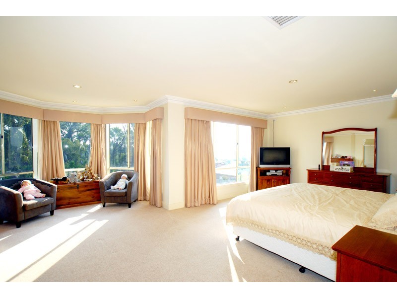 6 Rome Terrace, Mooroolbark VIC 3138