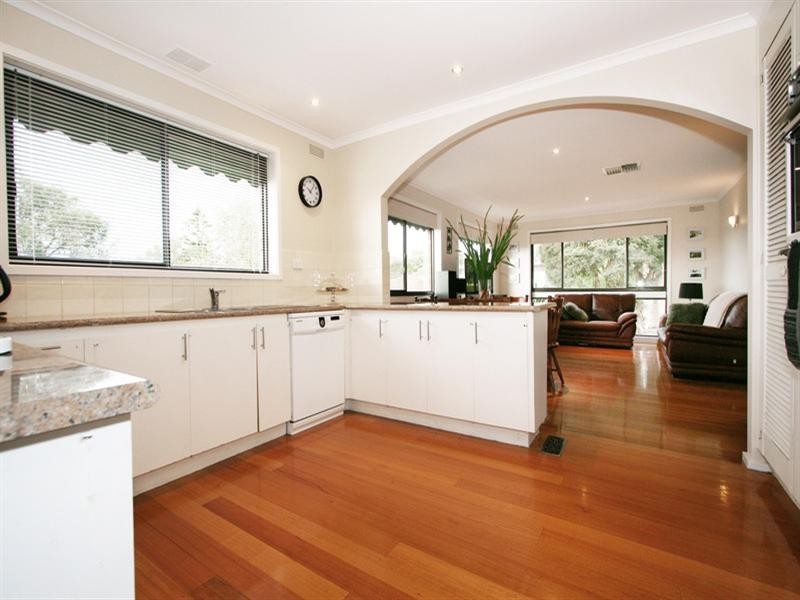 8 Campus Gate, Chirnside Park VIC 3116