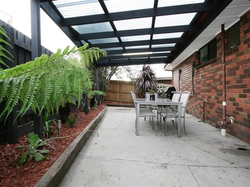 8 Campus Gate, Chirnside Park VIC 3116