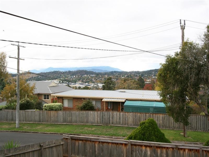 8 Campus Gate, Chirnside Park VIC 3116