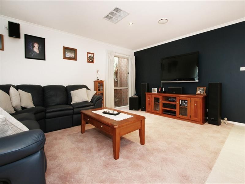 75 Nimblefoot Way, Lilydale VIC 3140