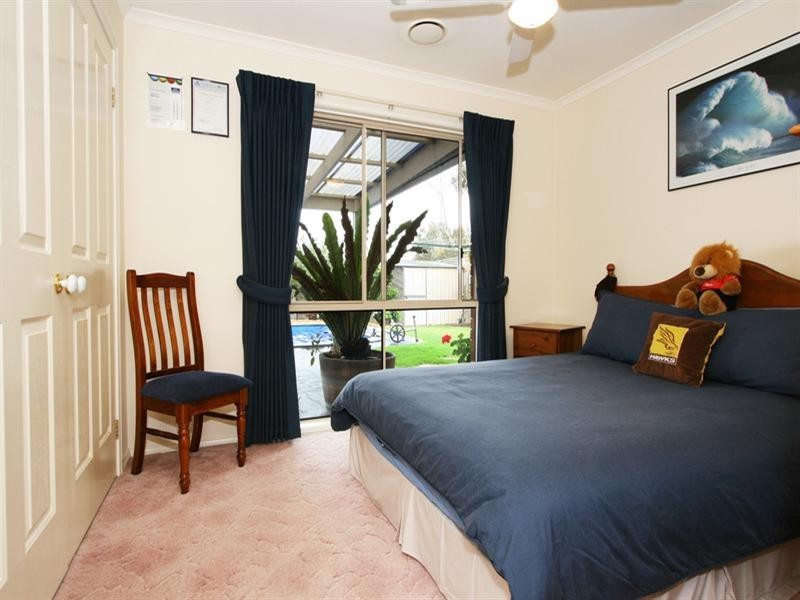 75 Nimblefoot Way, Lilydale VIC 3140