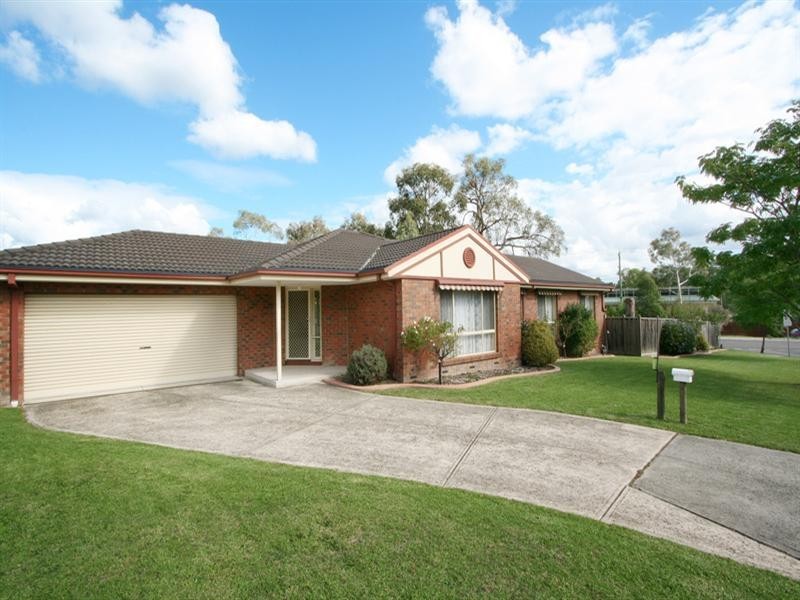 17 Kyra Close, Lilydale VIC 3140