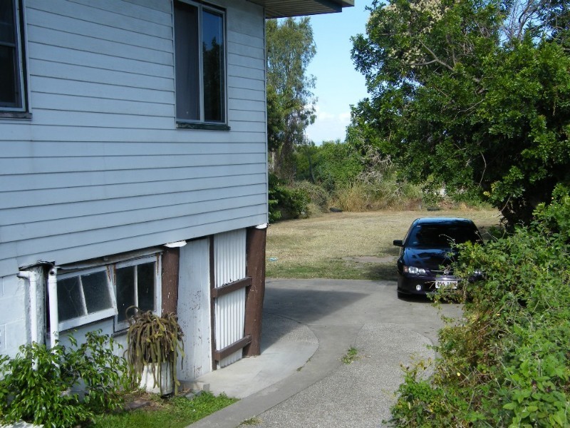 11 Evans Avenue, North Mackay QLD 4740