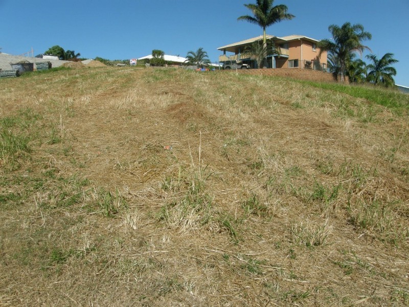 12 Sailaway Drive, Eimeo QLD 4740