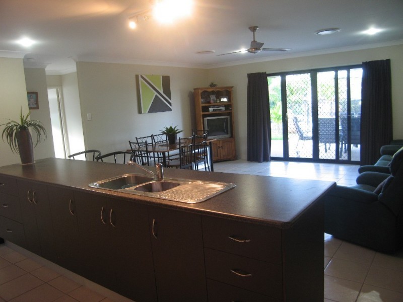 25 Lois Street, Mount Pleasant QLD 4740