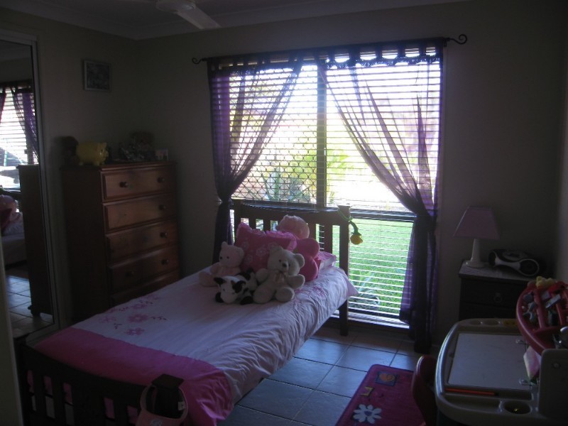 25 Lois Street, Mount Pleasant QLD 4740