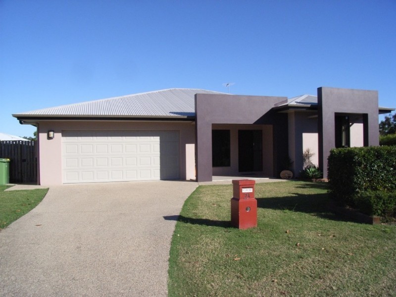 23 Murrays Road, Glenella QLD 4740