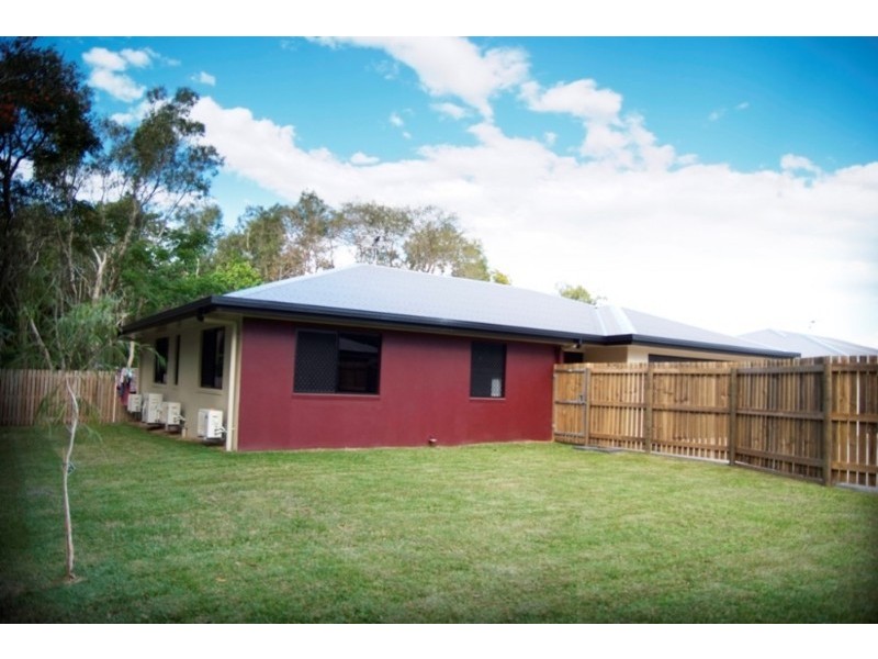 4/11 Tramontana Street, Andergrove QLD 4740