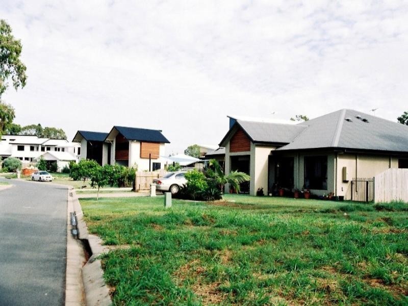 15 Turtle Place, Blacks Beach QLD 4740