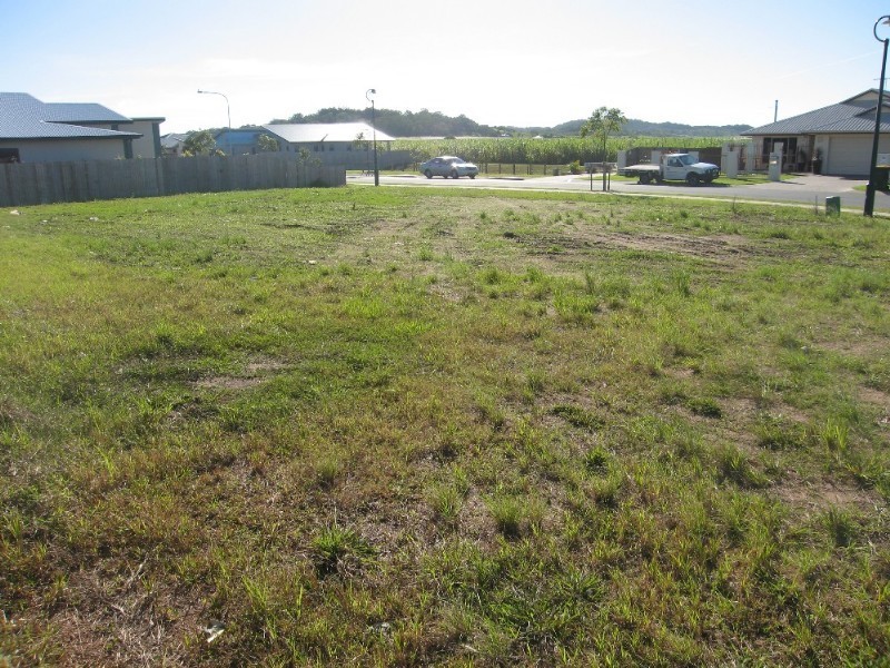 60 Gingham Street, Glenella QLD 4740