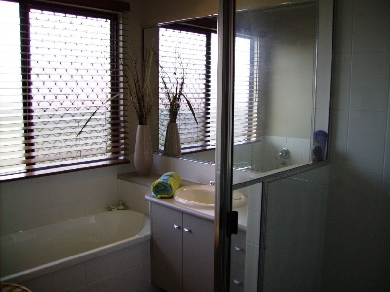 13 Rosemoor Court, Glenella QLD 4740