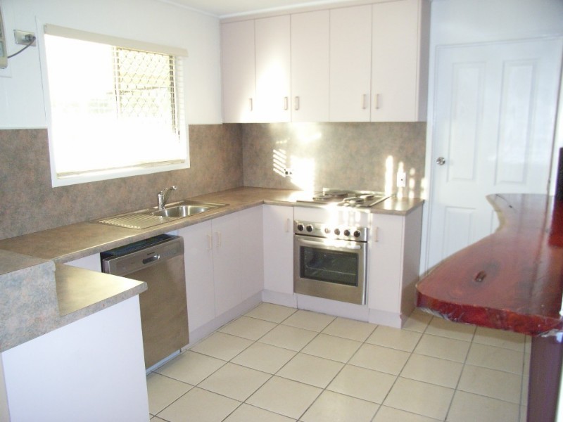 34 Eaglemount Road, Andergrove QLD 4740