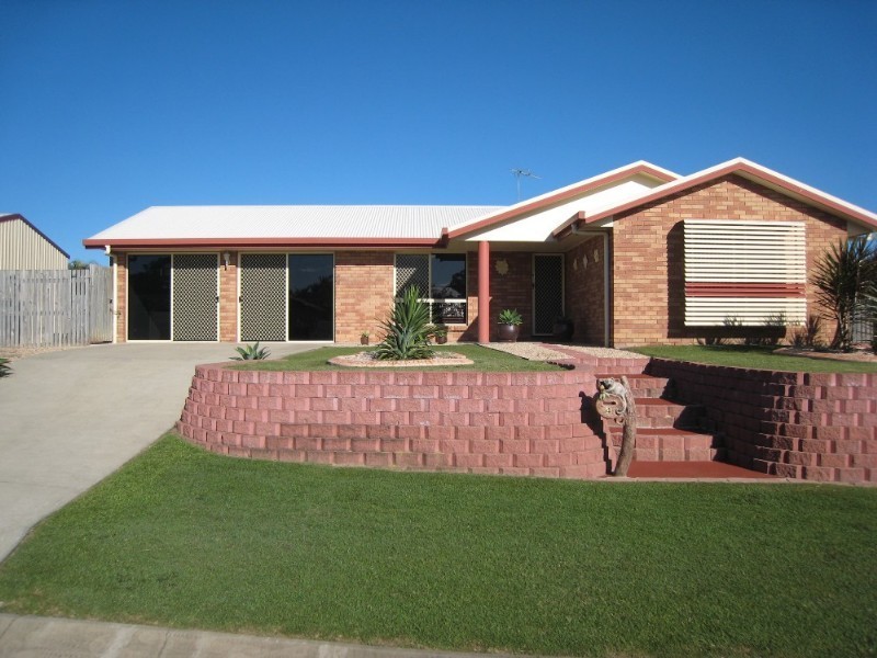 4 Gracie Court, Walkerston QLD 4751