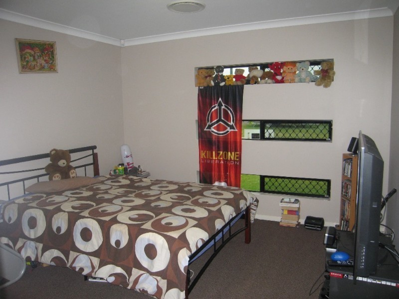 52 Gingham Street, Glenella QLD 4740