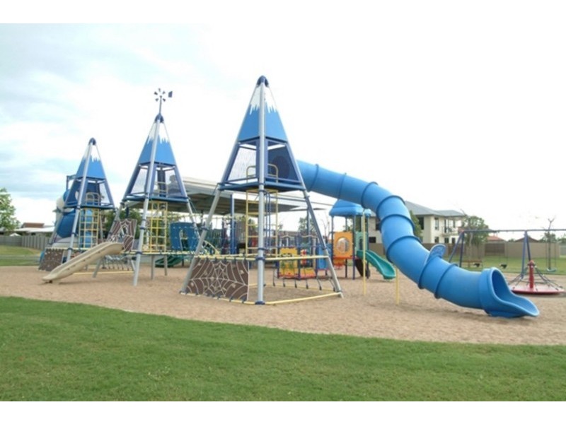 12 Rosemoor Court, Glenella QLD 4740