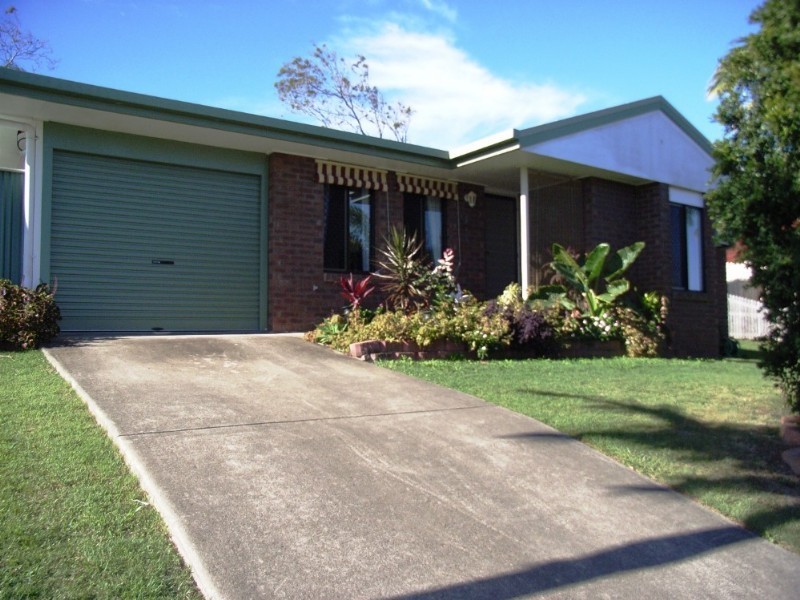 18 McLaughlin Drive, Eimeo QLD 4740