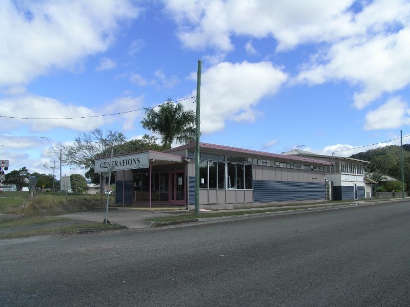 1 Leslie Street, Sarina QLD 4737