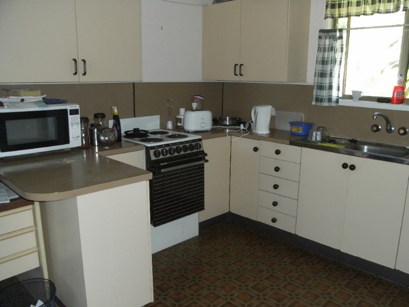 15 Loudon Street, Mount Pleasant QLD 4740