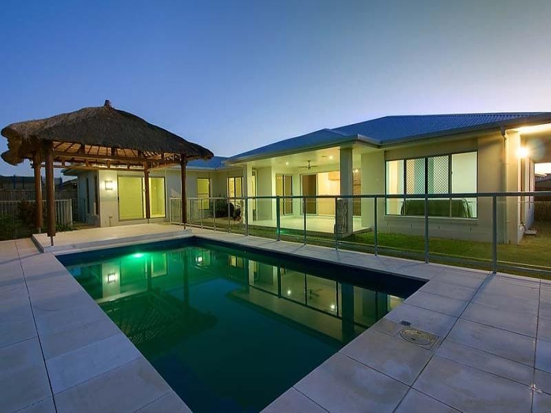 79 Gingham Street, Glenella QLD 4740