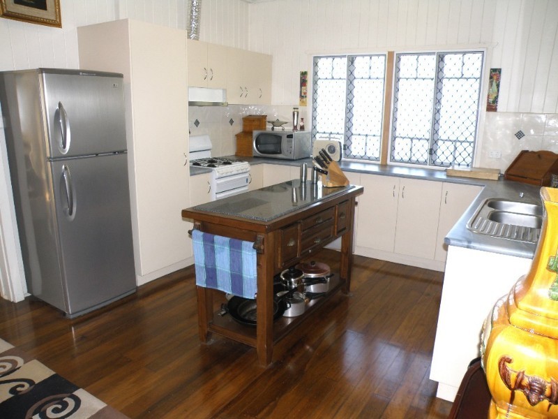 4 Dennis Street, South Mackay QLD 4740