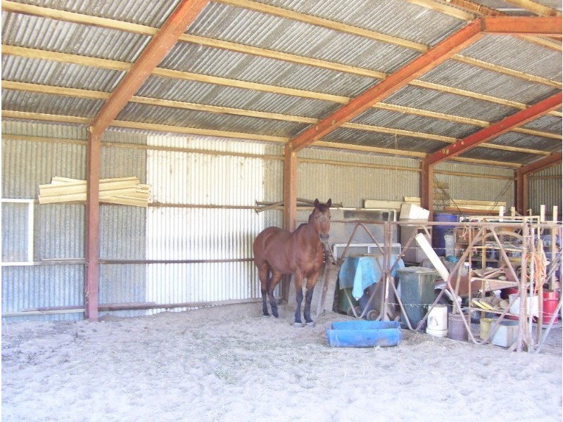 906 Mirani Eton Road, Mirani QLD 4754