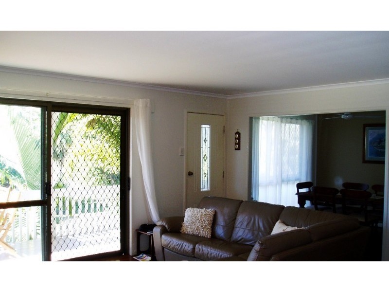 27 Plover Street, Slade Point QLD 4740