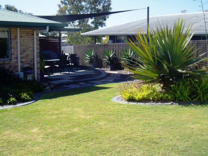 13 Kristy Crescent, Eimeo QLD 4740