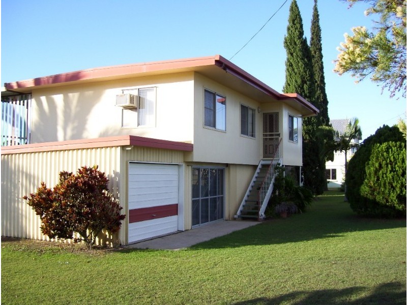 14 Dewar Street, St Helens Beach QLD 4798