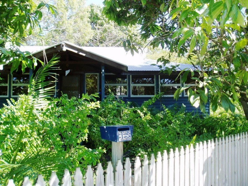 15 Tait Street, West Mackay QLD 4740