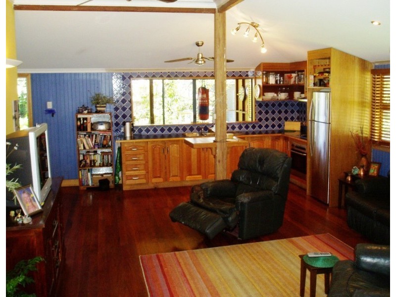 15 Tait Street, West Mackay QLD 4740