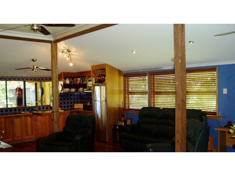 15 Tait Street, West Mackay QLD 4740