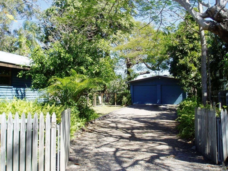 15 Tait Street, West Mackay QLD 4740